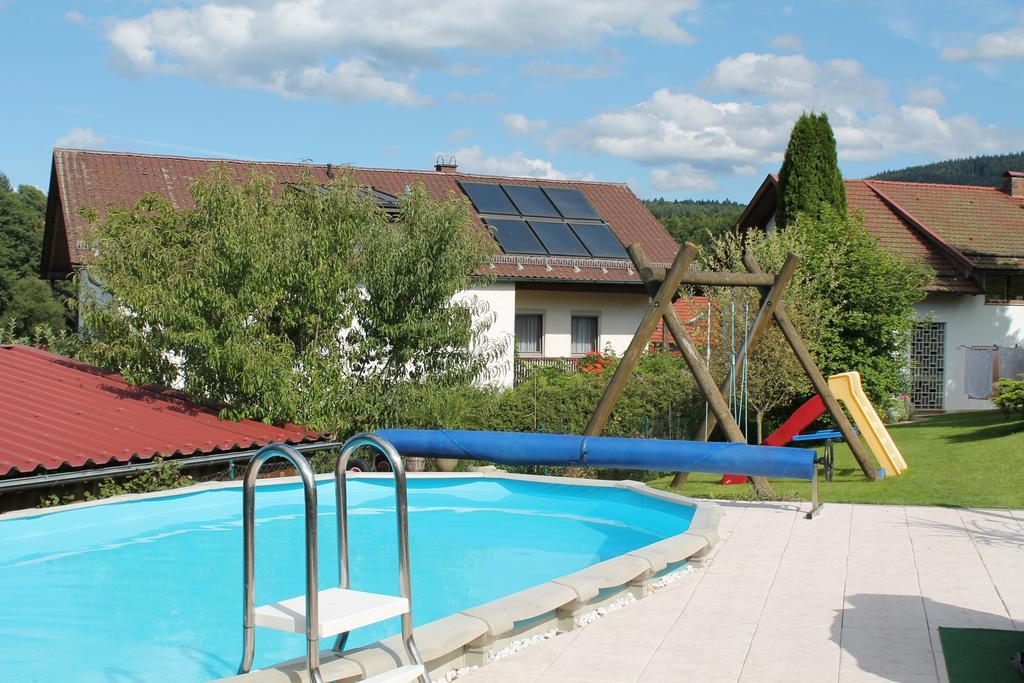 Gaestehaus Fidelis Grafenwiesen Екстериор снимка